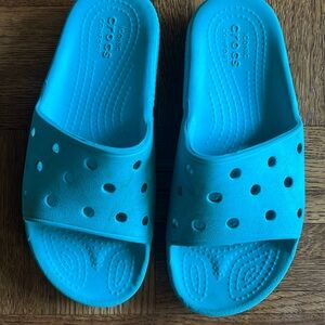 Girls slip on crocs size 1